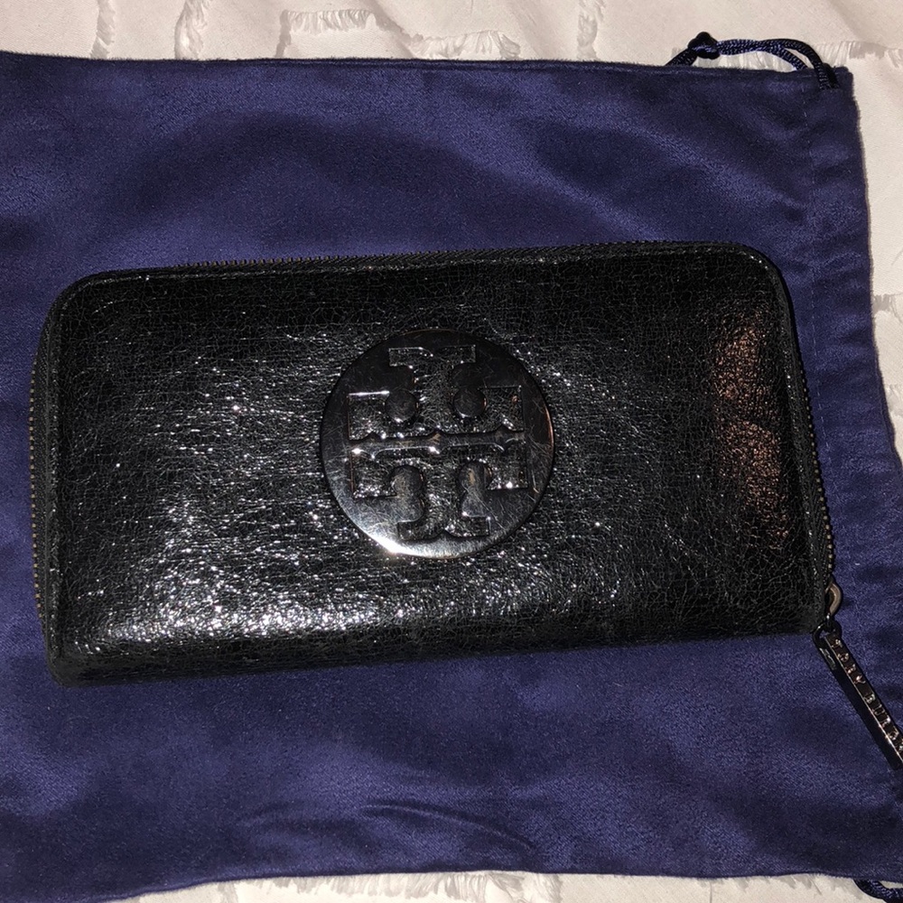 Tory Burch wallet